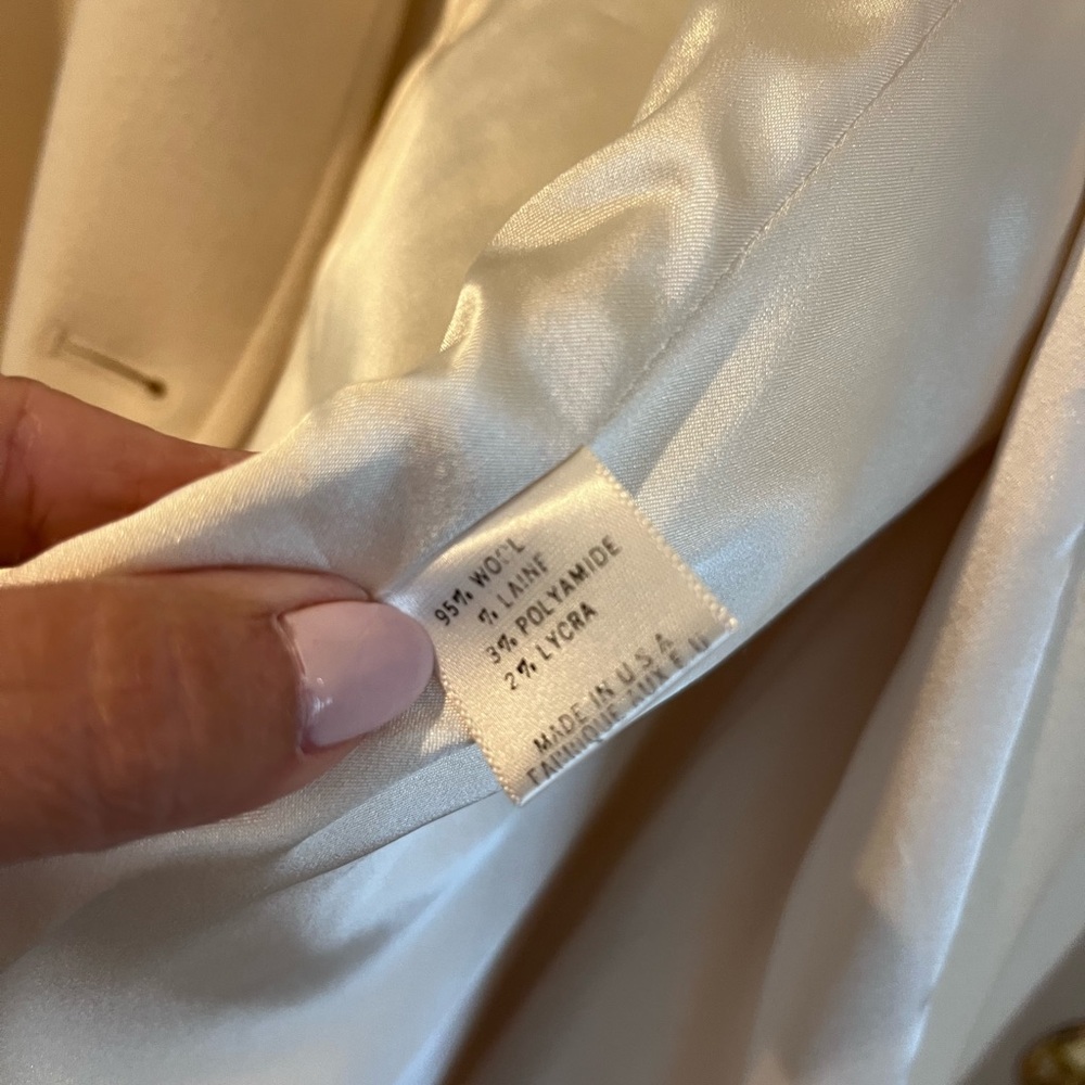 Theory Cream Trench Coat - Picture 3 of 13